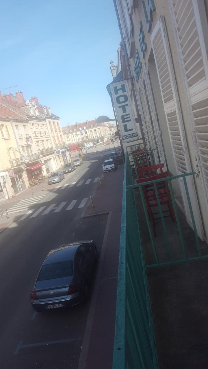Hôtel de la Cloche SP Reims Exterior foto